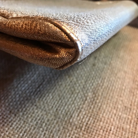 Vintage HL USA Harry Levine Silver Hinge Frame Evening bag - Picture 12 of 12